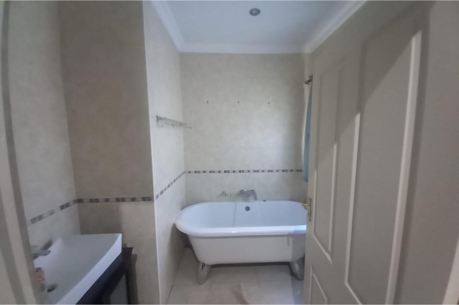 3 Bedroom Property for Sale in Hillcrest Northern Cape